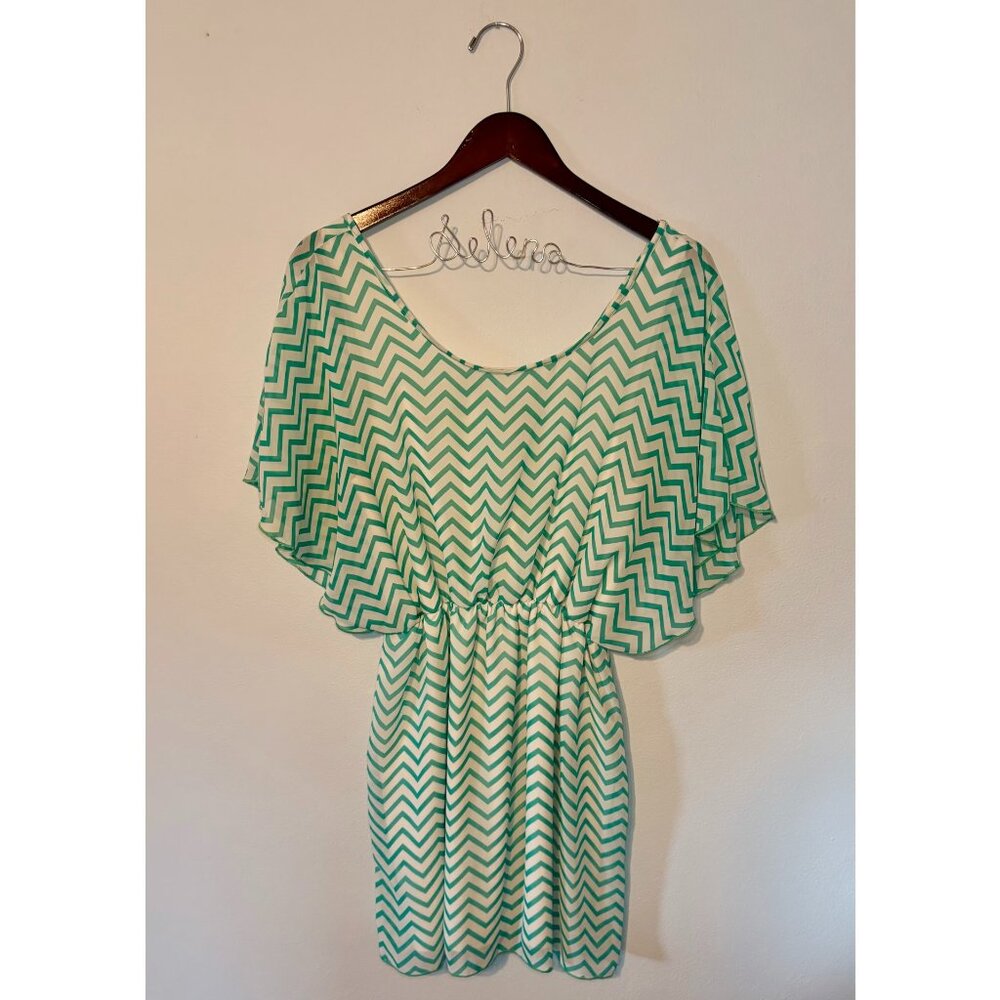 Love Culture Size L Teal & White Chevron Striped Pattern Dress